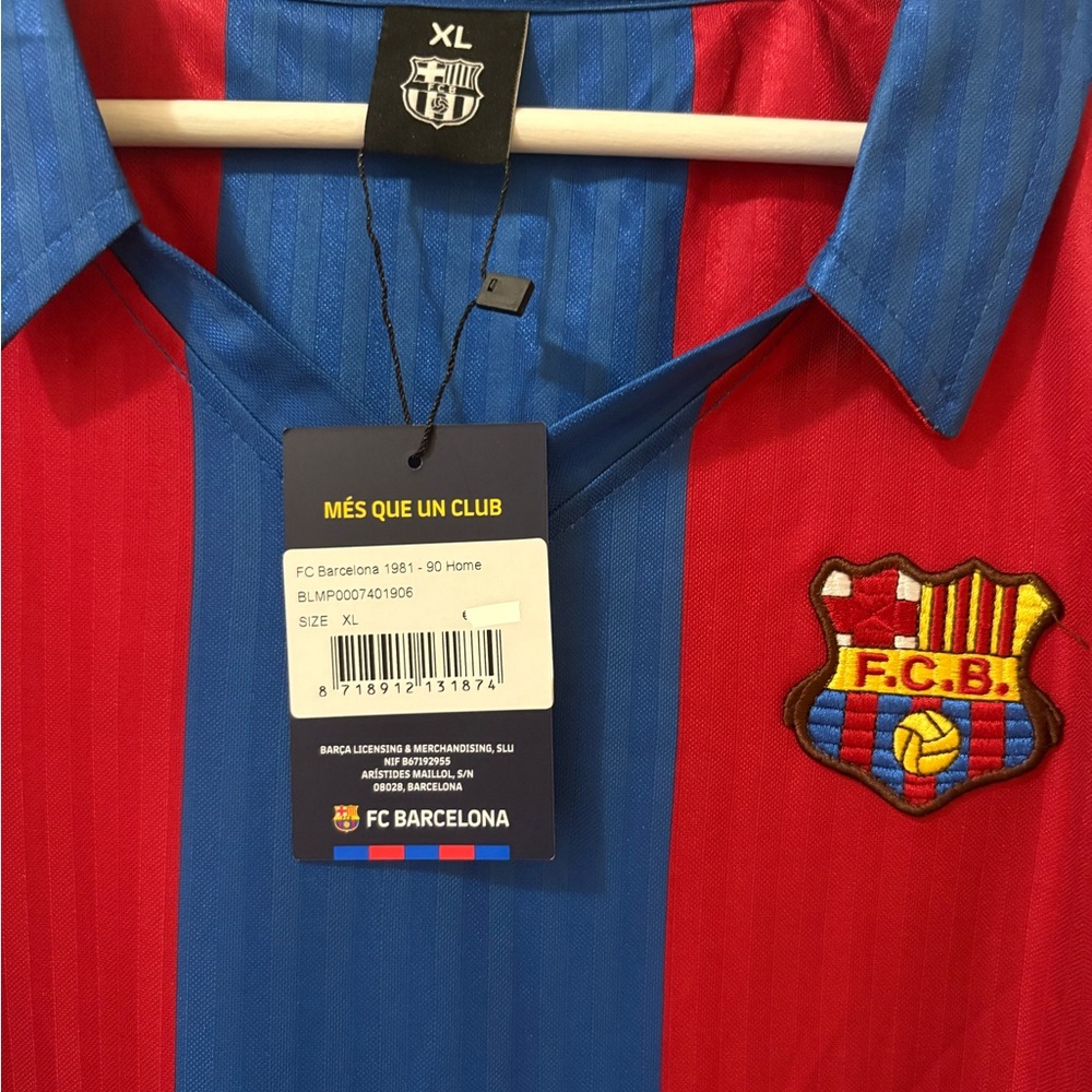 Barca Striped Red and Blue Men's Jersey - Picture 3 of 9